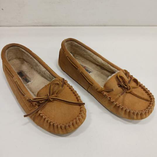 Minnetonka Women's Calli Brown Suede Loafer Slipper Moccasin Size 9 image number 1