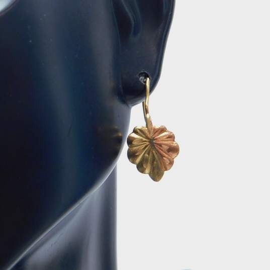 10K Two Tone Gold Ridged Earrings 1.0g image number 3