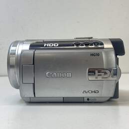 Canon HG10 2.96MP 40GB HD Camcorder w/ Accessories alternative image