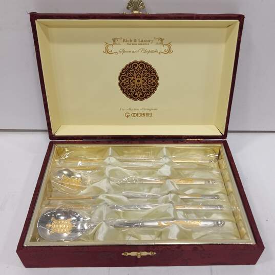 Golden Bell Korean Spoon & Chopsticks 6pc Set image number 3