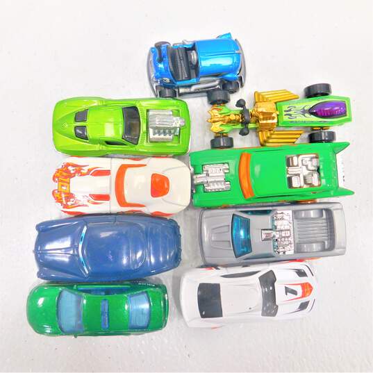 Mixed Lot Die Cast Toy Cars Some Sealed Hot Wheels Matchbox & more image number 6