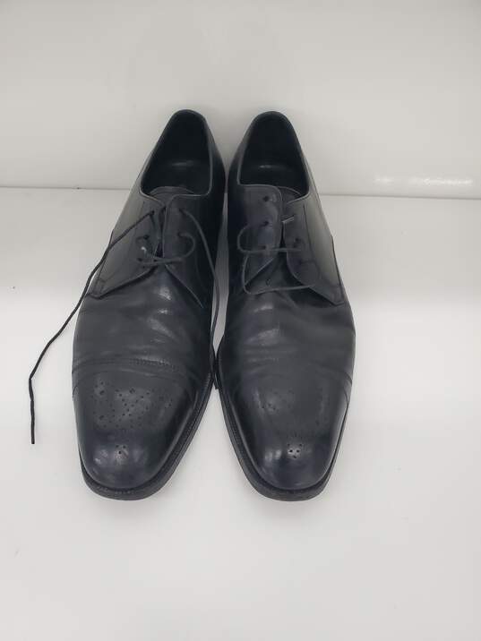 Men Salvatore Ferragamo Leather Dress Shoes Size-12 used image number 1