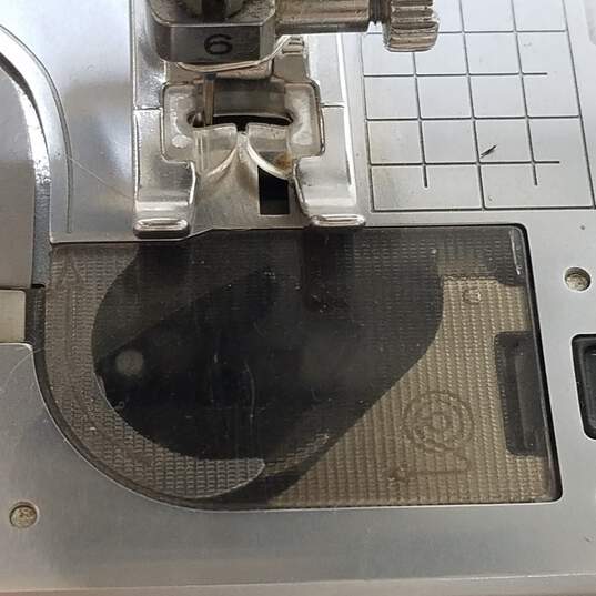 Esante Baby Lock Sewing Machine For Parts/Repair image number 3
