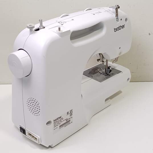 Brother Model XL-3750 Sewing Machine UNTESTED image number 2