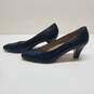 AUTHENTICATED Salvatore Ferragamo Navy Blue Leather Pumps Size 7 image number 2