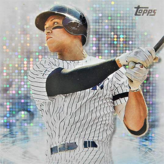 2020 Aaron Judge Topps 2030 New York Yankees image number 2