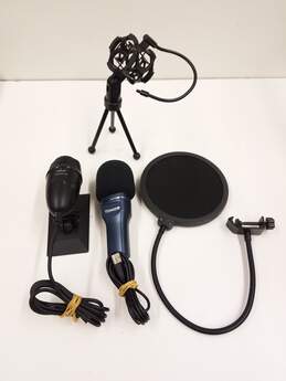 2 USB Microphones and Pop Filter