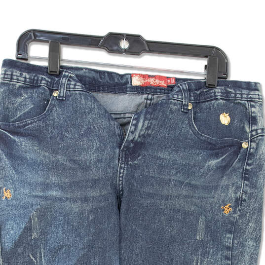 Womens Blue Medium Wash Pockets Distressed Denim Capri Jeans Size 14 image number 3