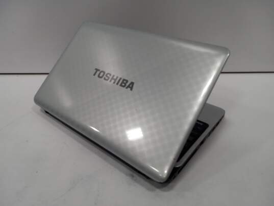 Toshiba Satellite L755-S5214 15.6" Laptop image number 4