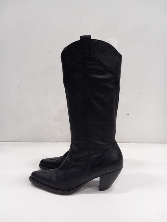 Women's Black Leather Kitten Heel Embordered Western Boots 7M image number 3