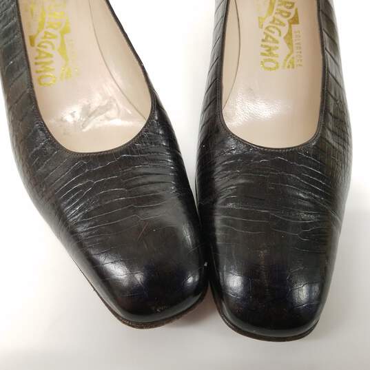 Salvatore Ferragamo Black Croc Leather Chunky Heel Pumps Women's Size 8.5 image number 3