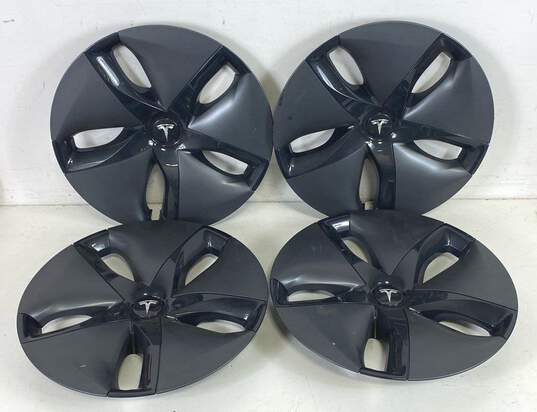 Tesla Gray 18in. Plastic Wheel Cover image number 1