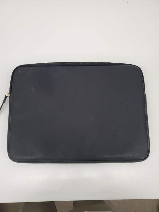 Kate Spade Saffiano Sleeve Bag for Surface Pro used image number 2