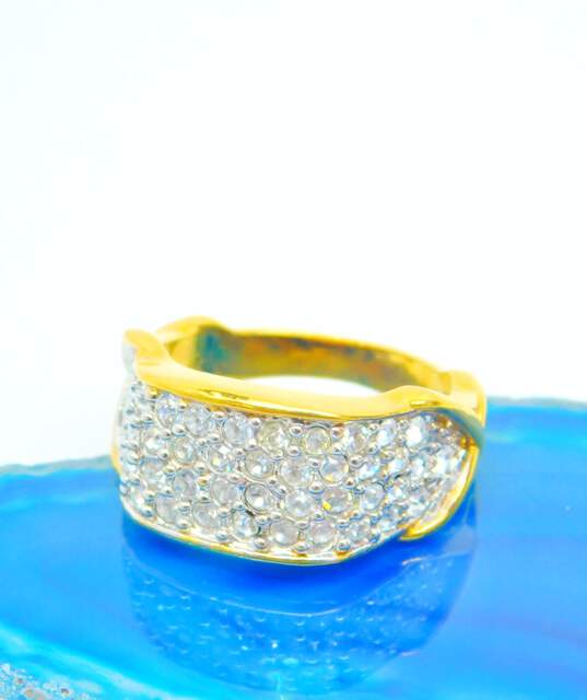 Vintage Elizabeth Taylor For Avon Gold Tone Crystal Ring 8.4g image number 2