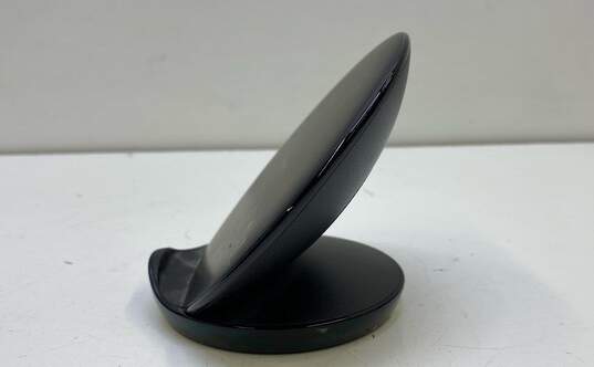 Samsung Fast Charge Wireless Charging Stand image number 3