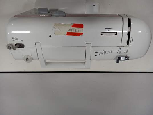 Brother XL5600 Electric Sewing Machine image number 4