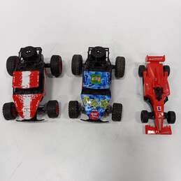 Bundle Of 3 Small Assorted Remote Control Cars alternative image