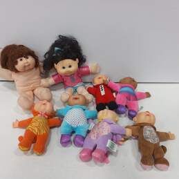 Bundle of 8 Assorted Cabbage Patch Kids Dolls