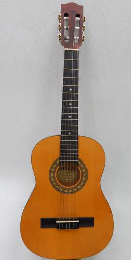 Amigo Brand AM 15 Model 1/4-1/2 Size Classical Acoustic Guitar
