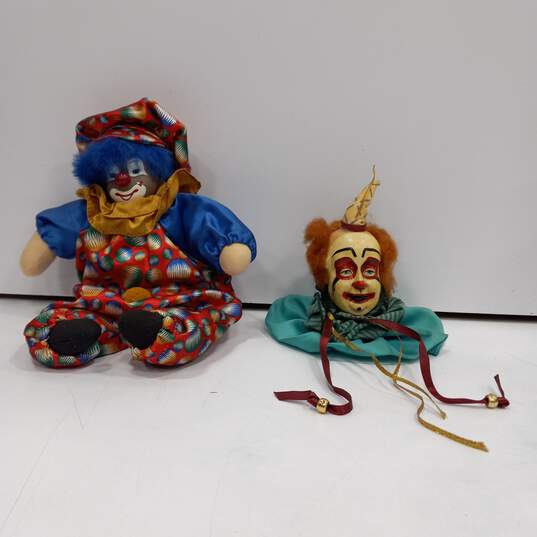 Bundle of 10 Assorted Clown Figures image number 2