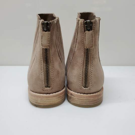 Eileen Fisher Tan Suede Chelsea Ankle Boots Women's 7.5 image number 5