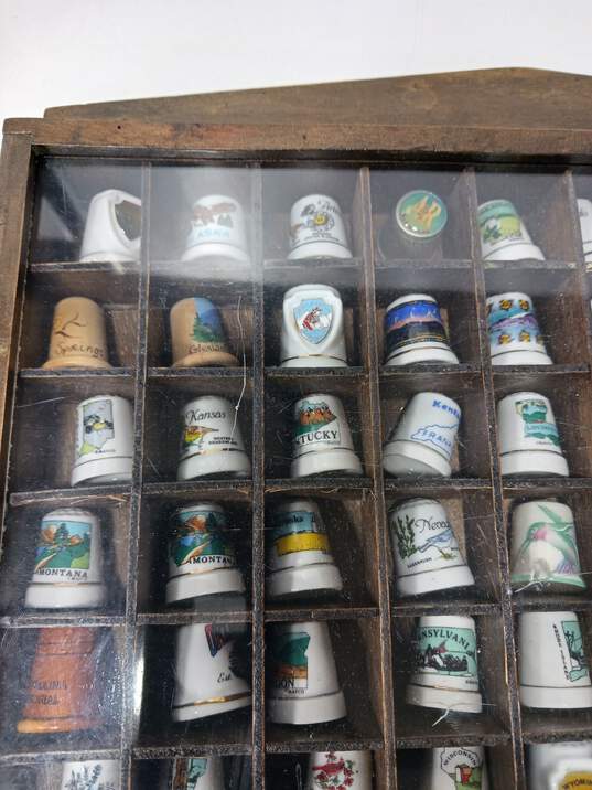 Mixed Lot of 75 Porcelain Souvenir Thimbles in Wooden Shadow Box Display image number 2