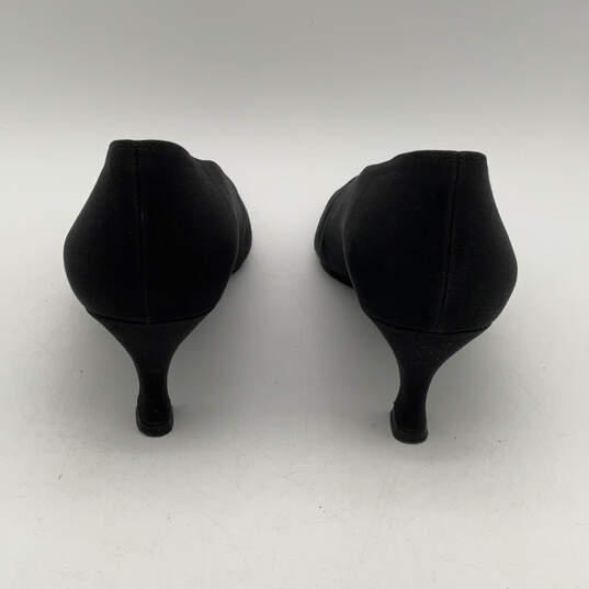 Womens Black Pointed Toe Fashionable Slip-On Kitten Pump Heels Size 8.5 AA image number 2