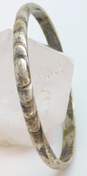 Vintage Kalo 925 Hand Wrought Tiered Accents Oval Bangle Bracelet 28.2g image number 1