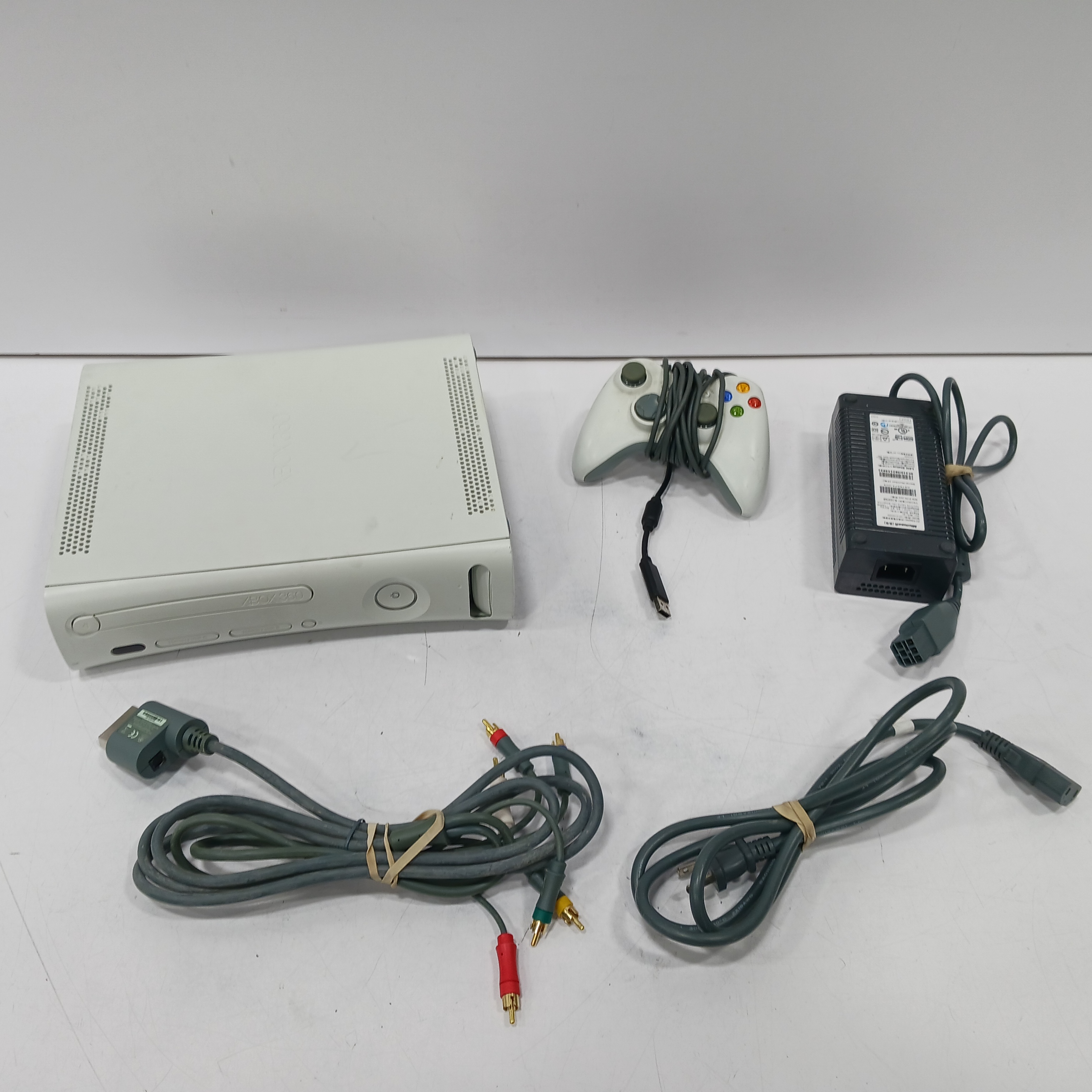 Buy the 360 Console | GoodwillFinds
