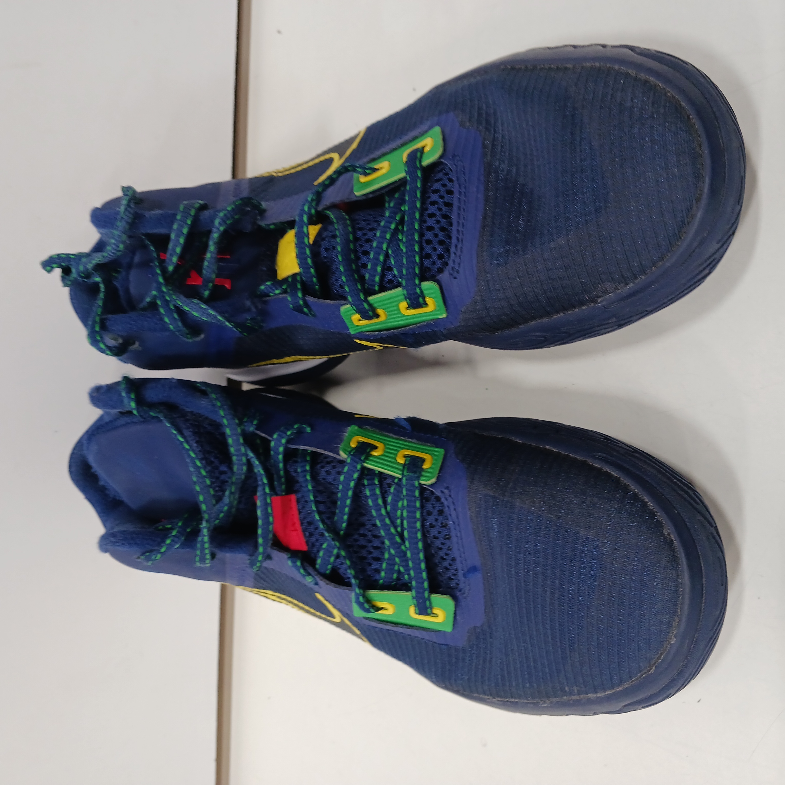 Buy the Nike Men's Blue Shoes Size 7.5 | GoodwillFinds