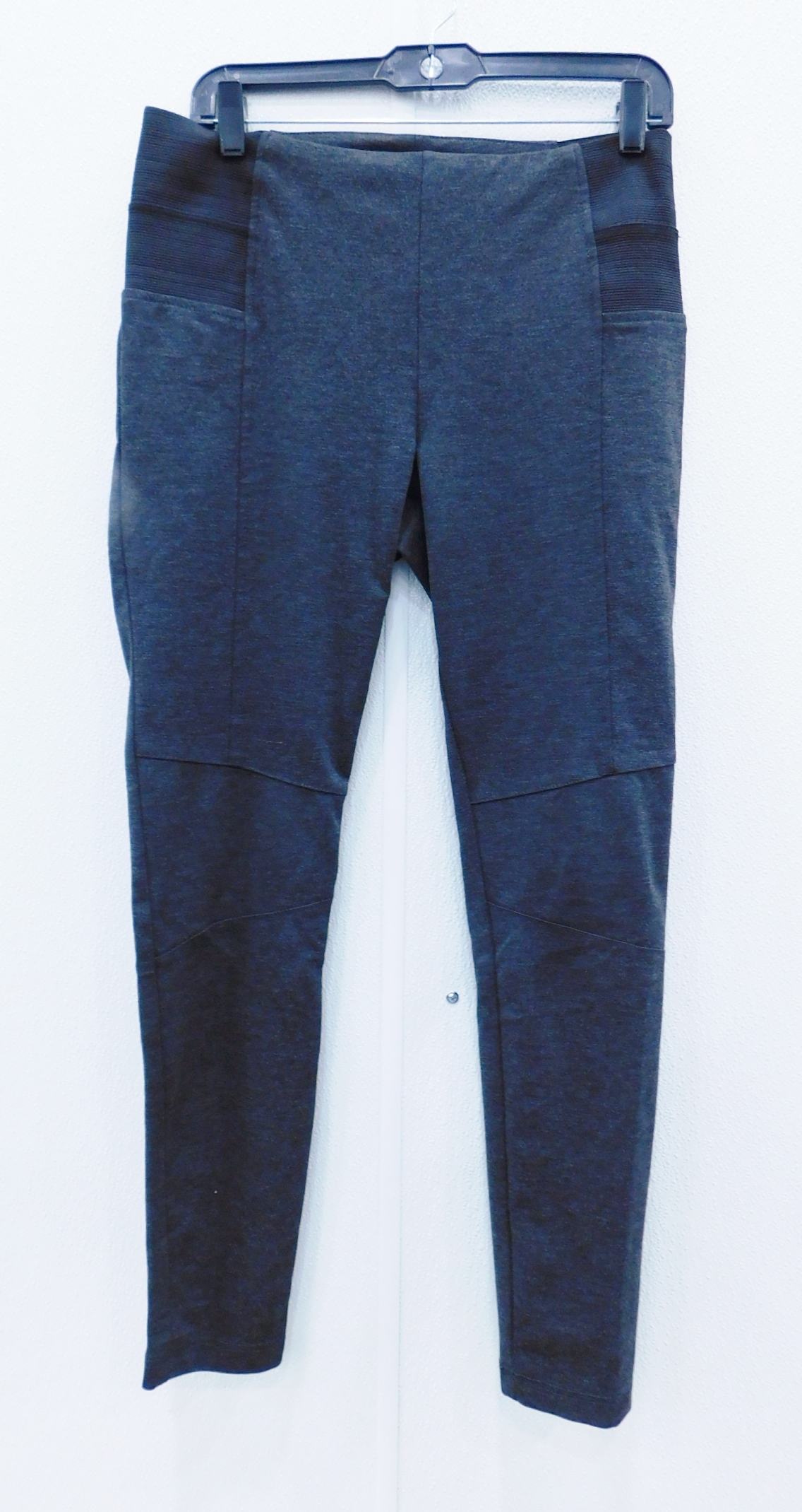Buy the Women's Kut From The Cloth Gray Leggings Size L | GoodwillFinds