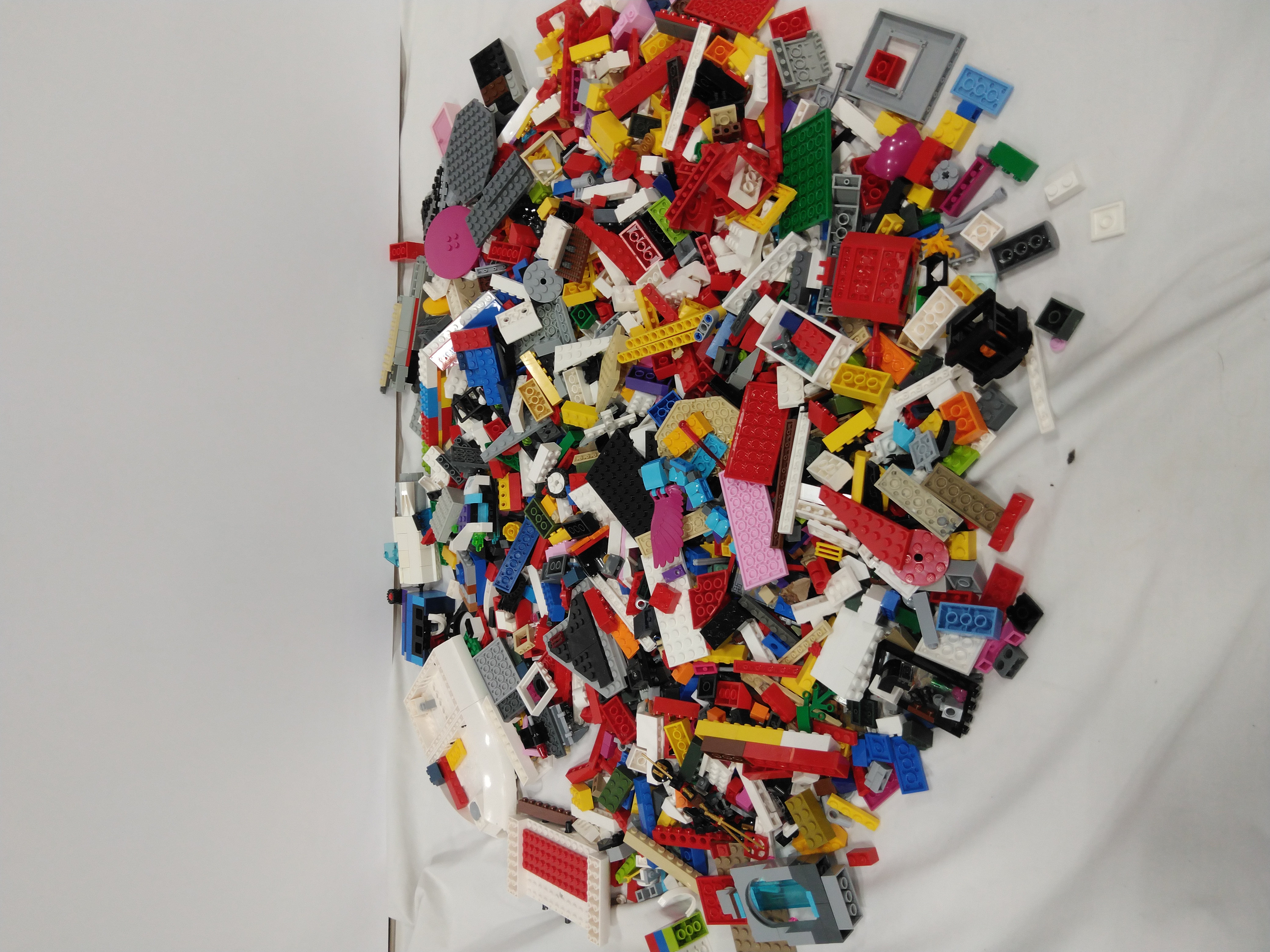 kom over rekruttere Tidsplan Buy the 6lb Bundle of Assorted Lego Bricks and Blocks | GoodwillFinds