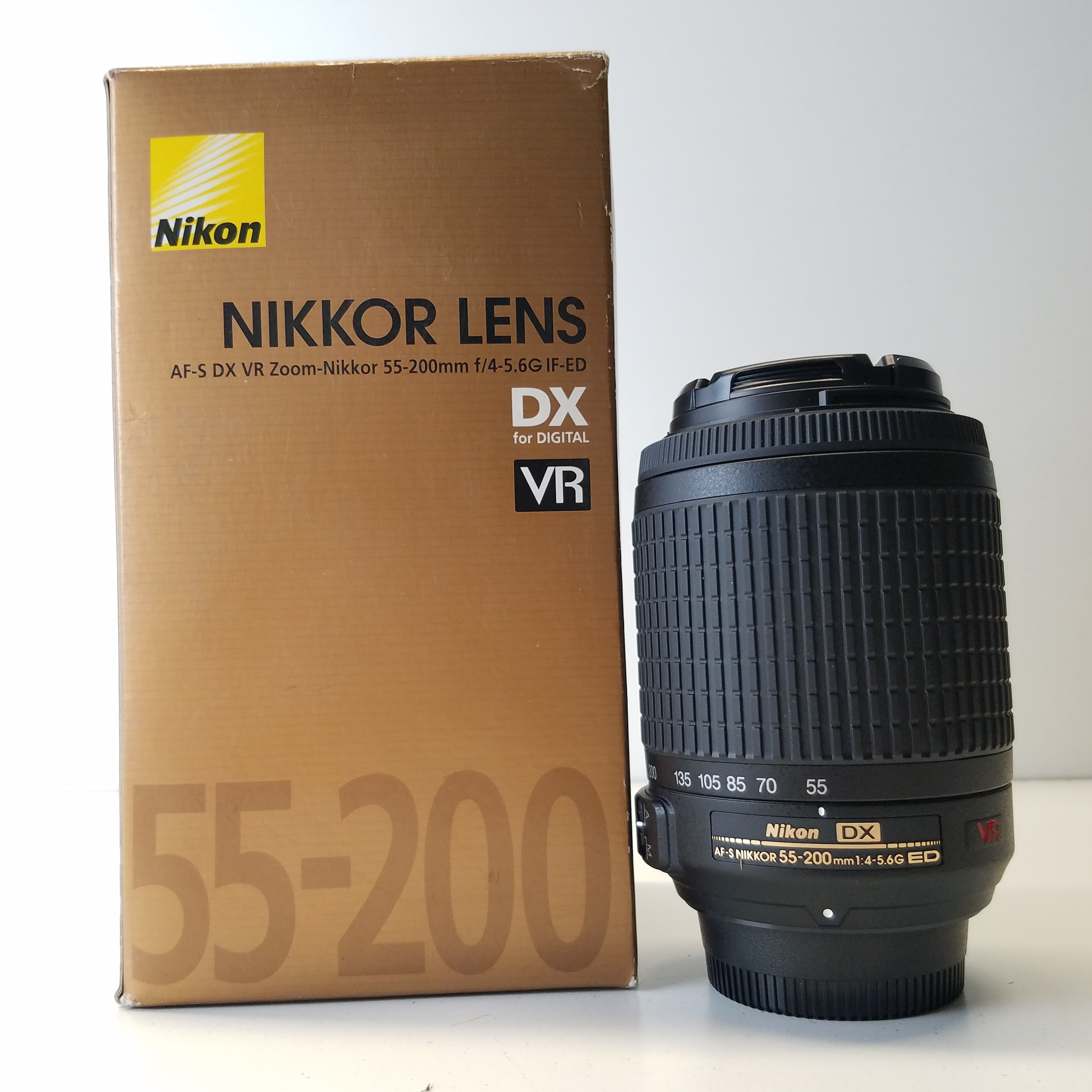 Nikon 望遠ズームレンズ AF-S DX VR Zoom Nikkor 55-200mm f 4-5.6G IF