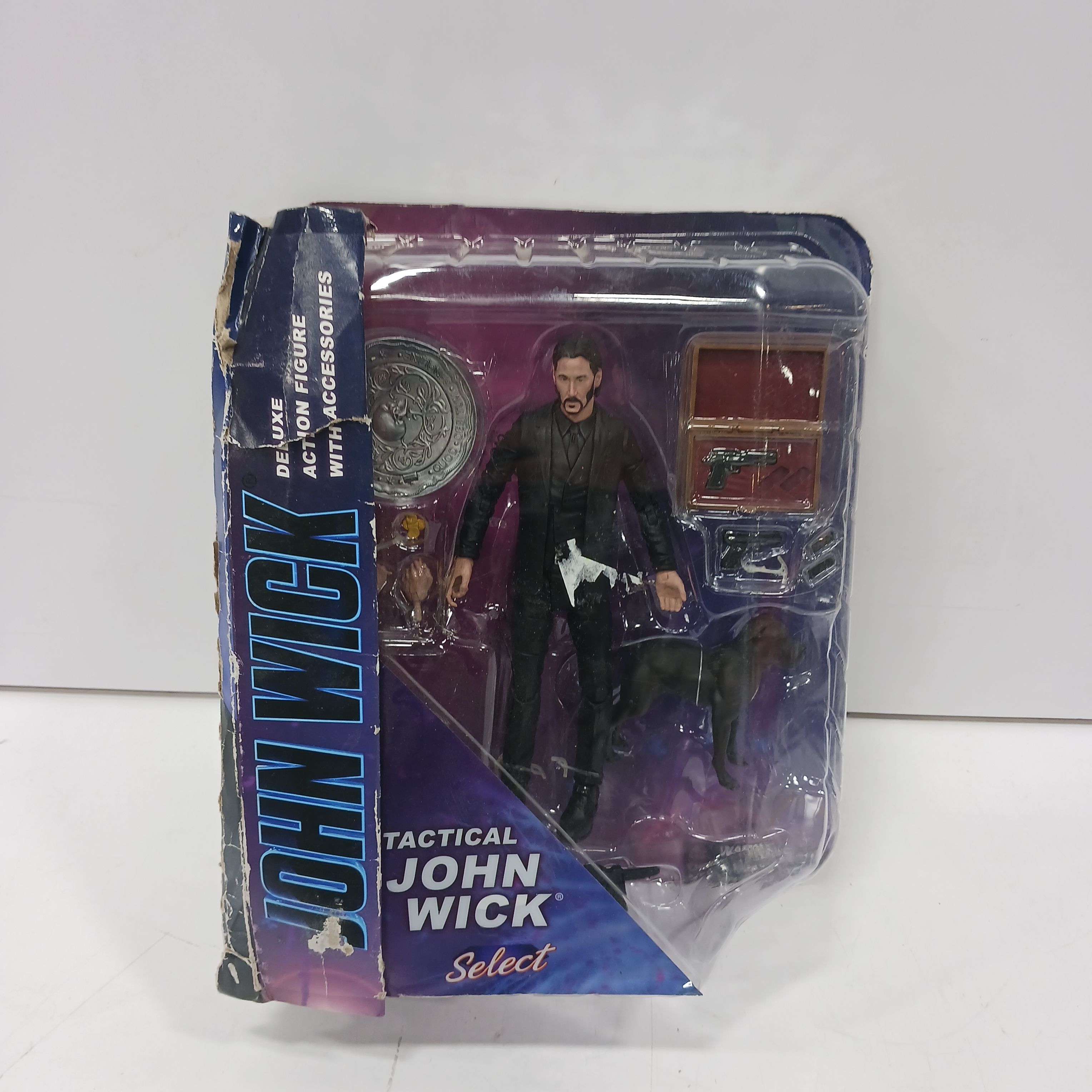 Diamond Select Toys John Wick John Wick Deluxe Box Set Action Figure - US