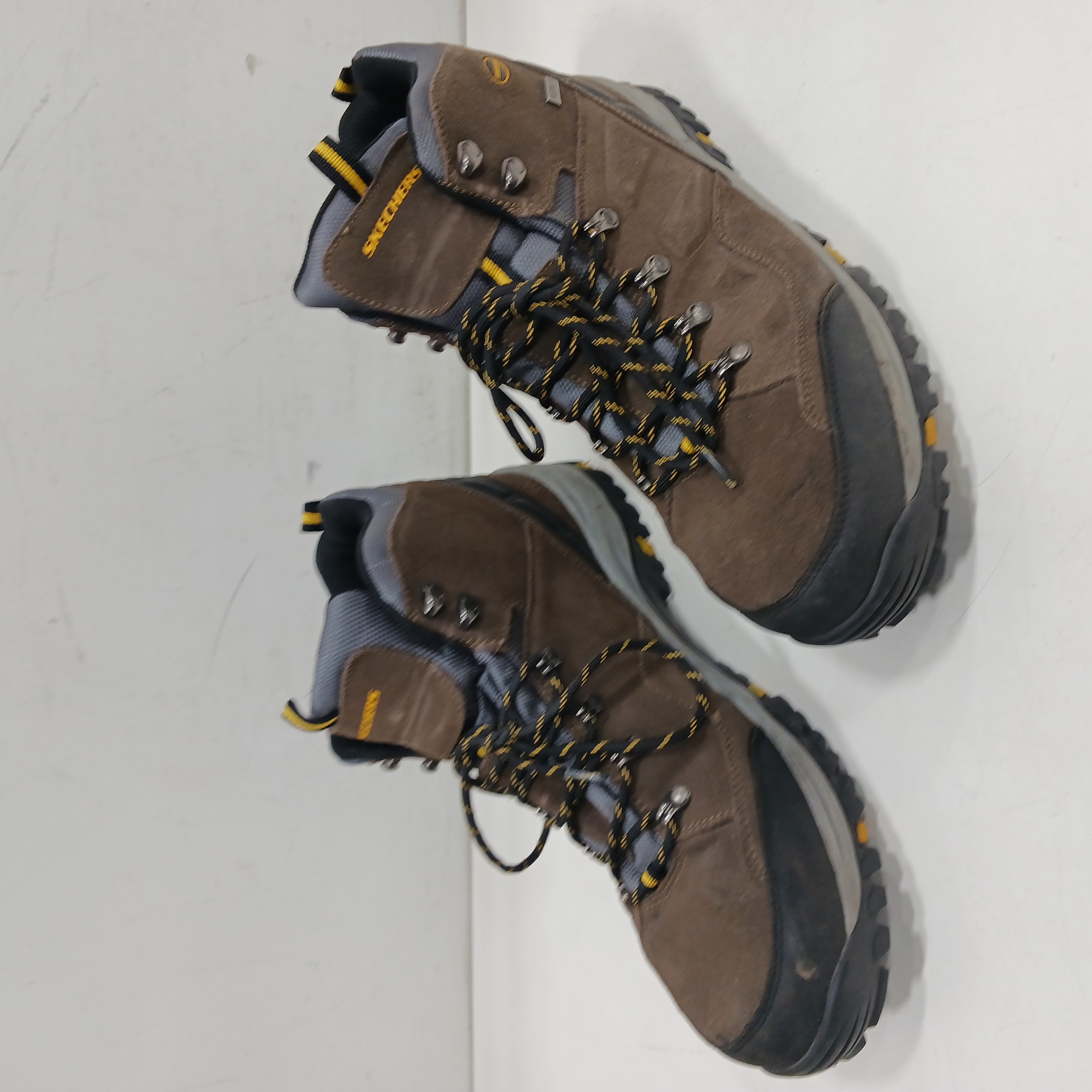 Buy the Skecher Mens Hiking Boots Sz 15 | GoodwillFinds