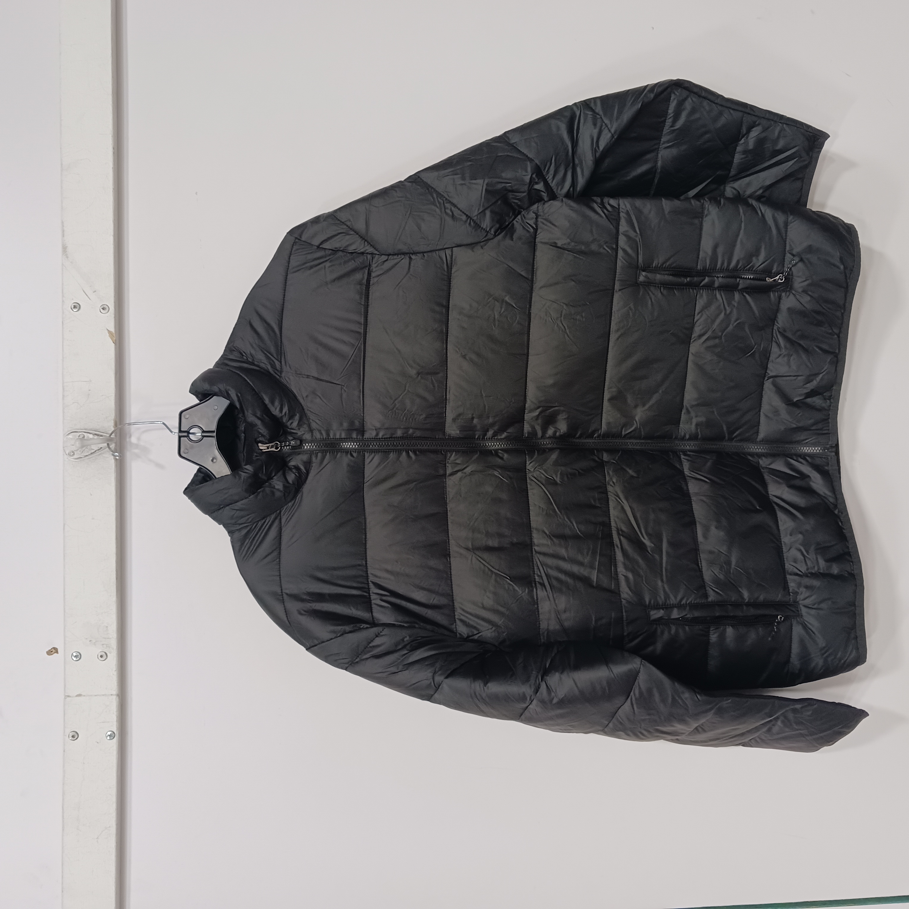Buy the Men's Black Puffer Jacket | GoodwillFinds