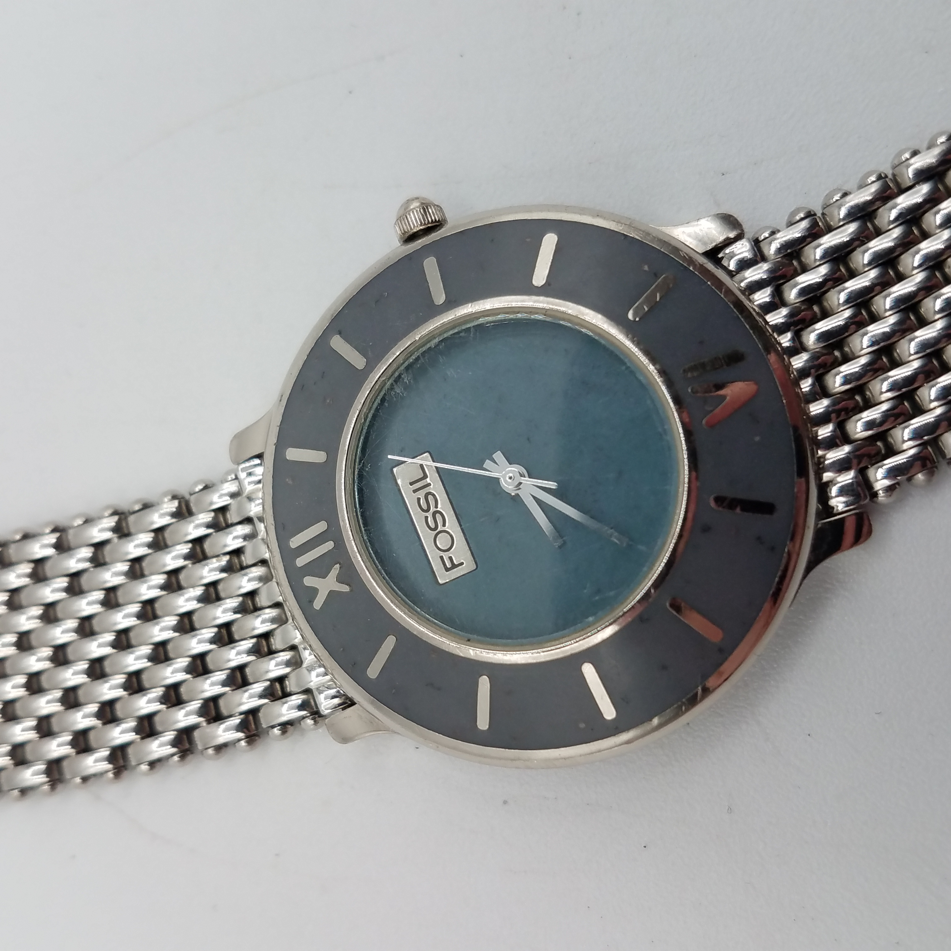 Buy the Ladies Watch BW-6813 Runs | GoodwillFinds