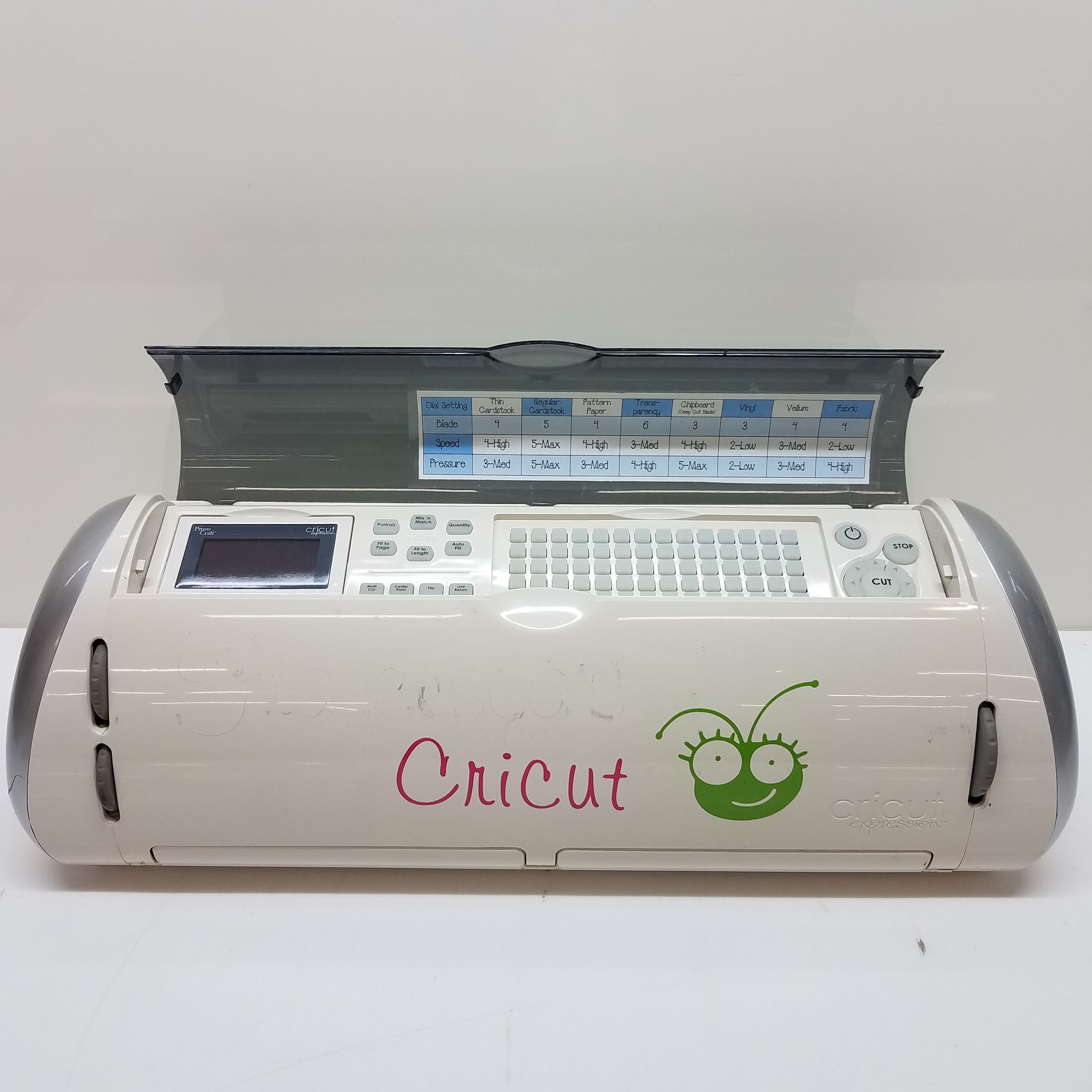 Cricut Expression 24 personal electronic cutter with knives and utensils,  12 x 24 capability, Six new time saving modes, uses all Cricut  cartridges, used for scrapbooking, cups, mugs, and clothes, used 