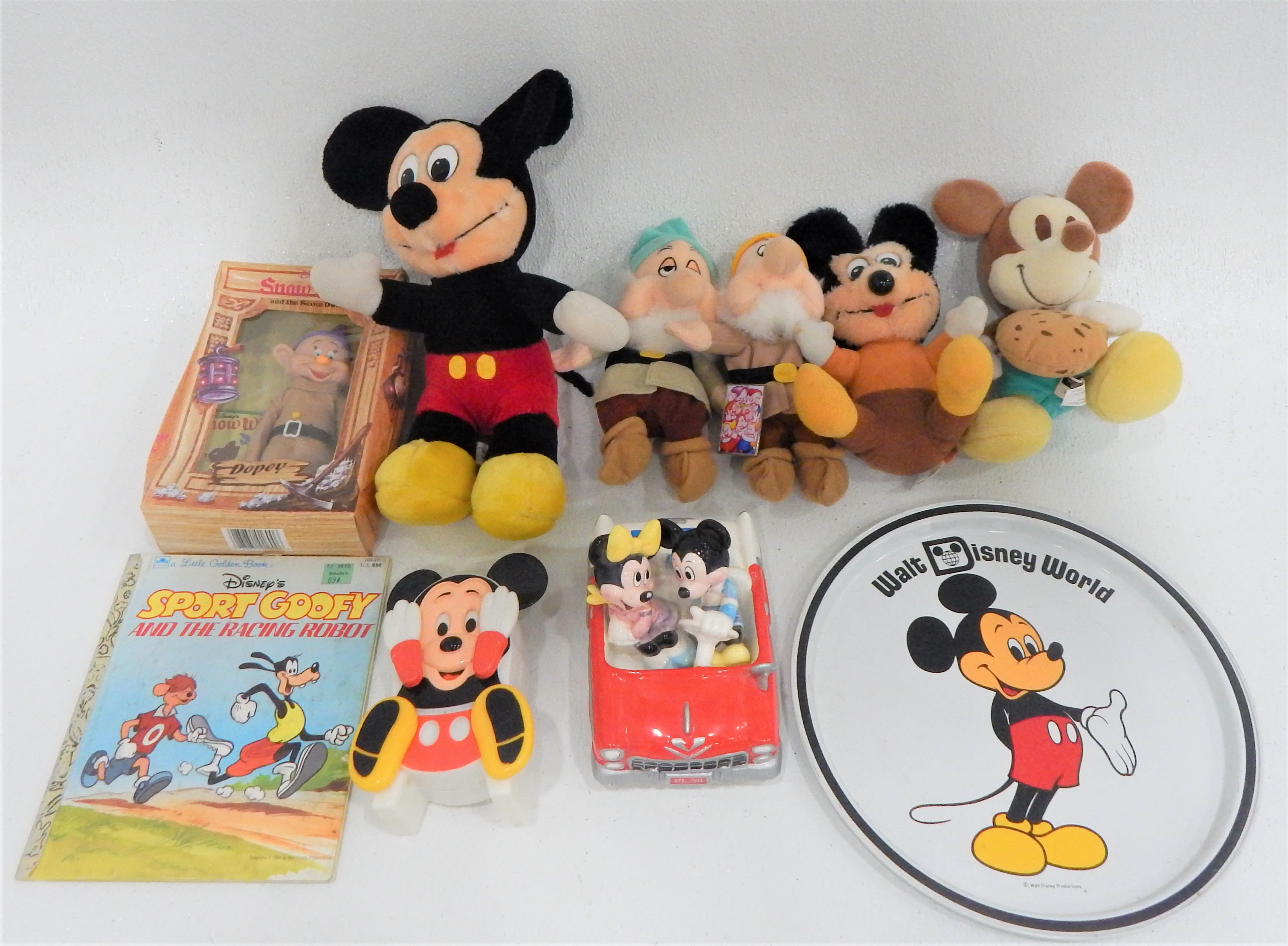 Classic Mickey and Minnie Baking Supplies Now On Sale – World Of Walt