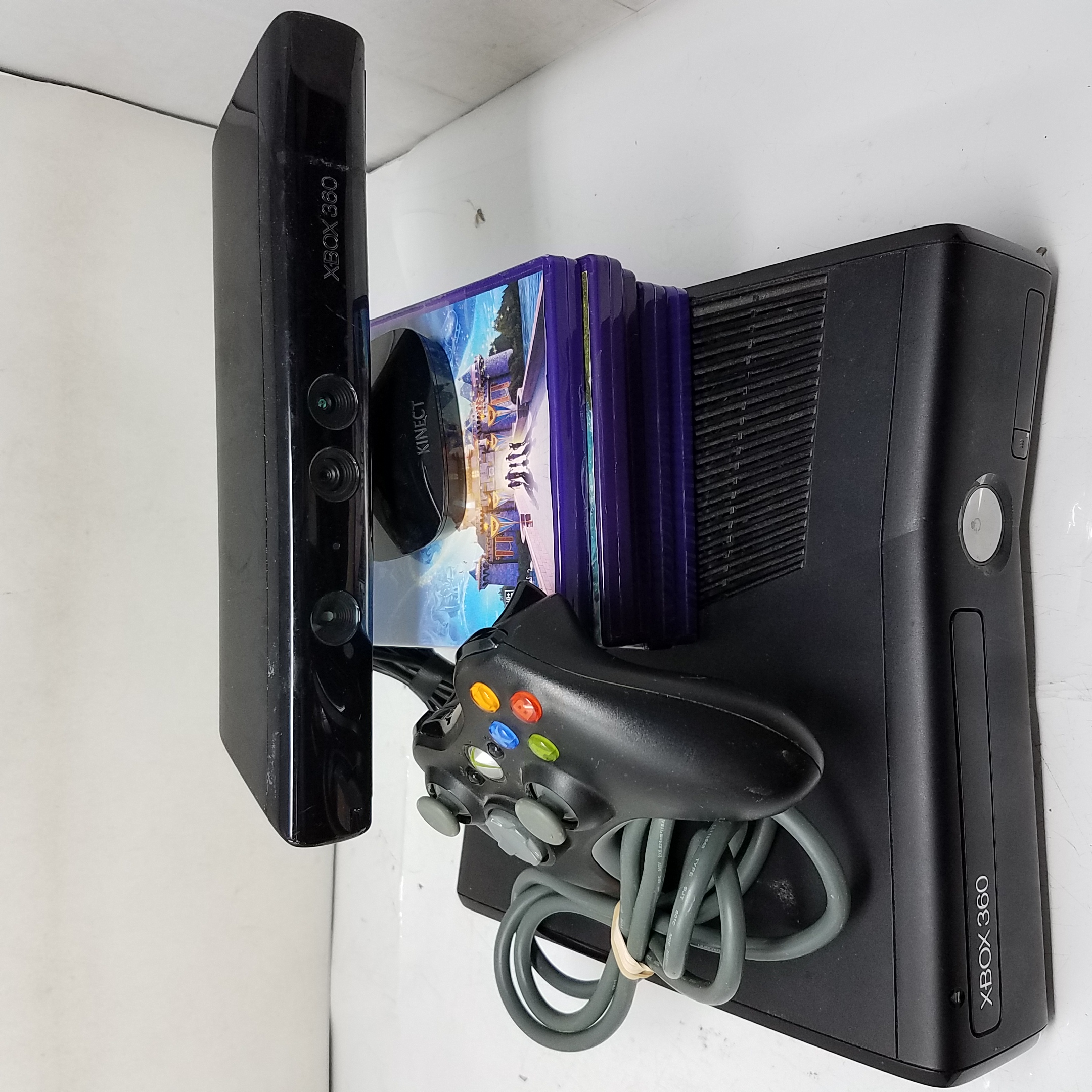 ethiek Ontspannend emotioneel Buy the Xbox 360 S 320GB Bundle w/Kinect | GoodwillFinds