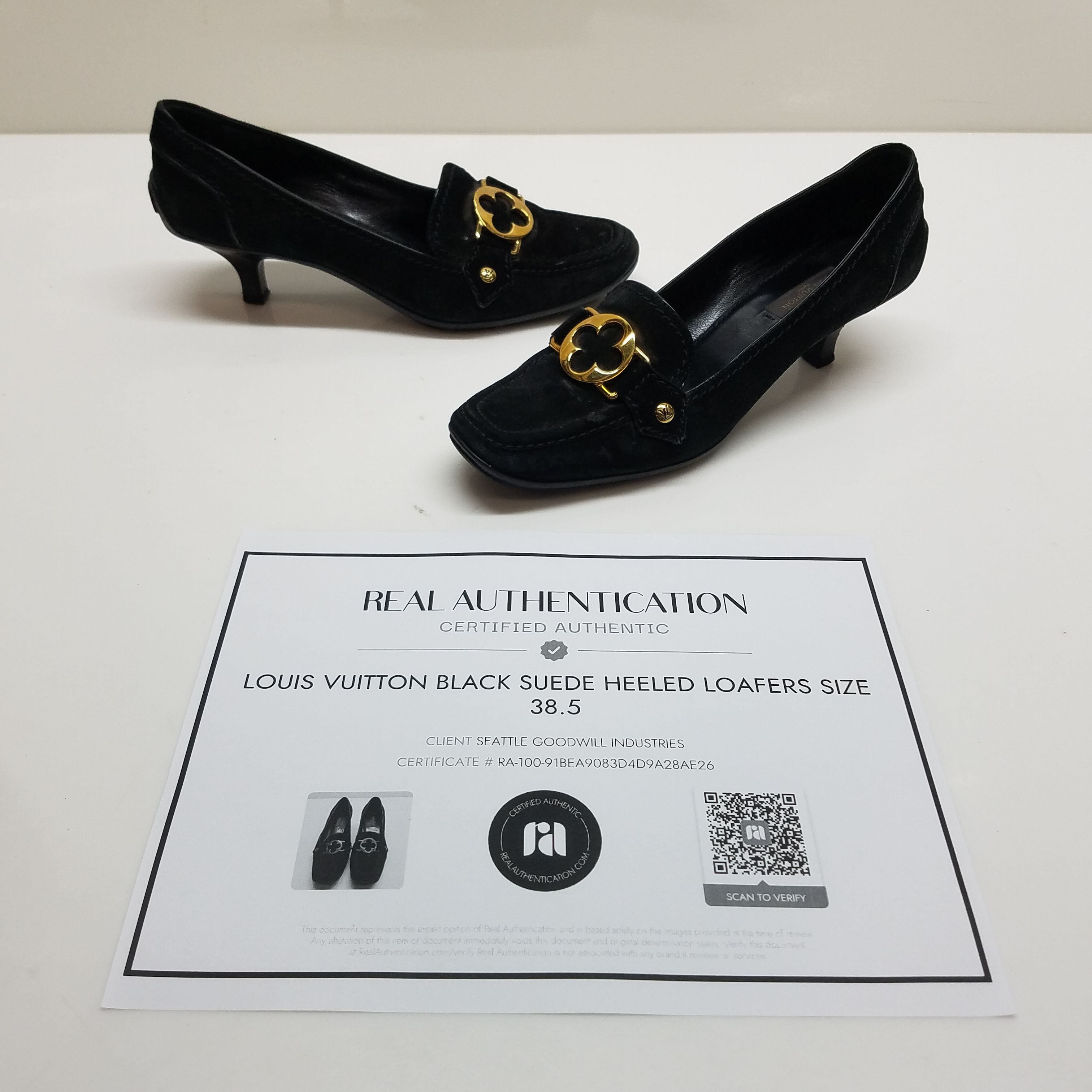 Louis Vuitton Authenticated Heel