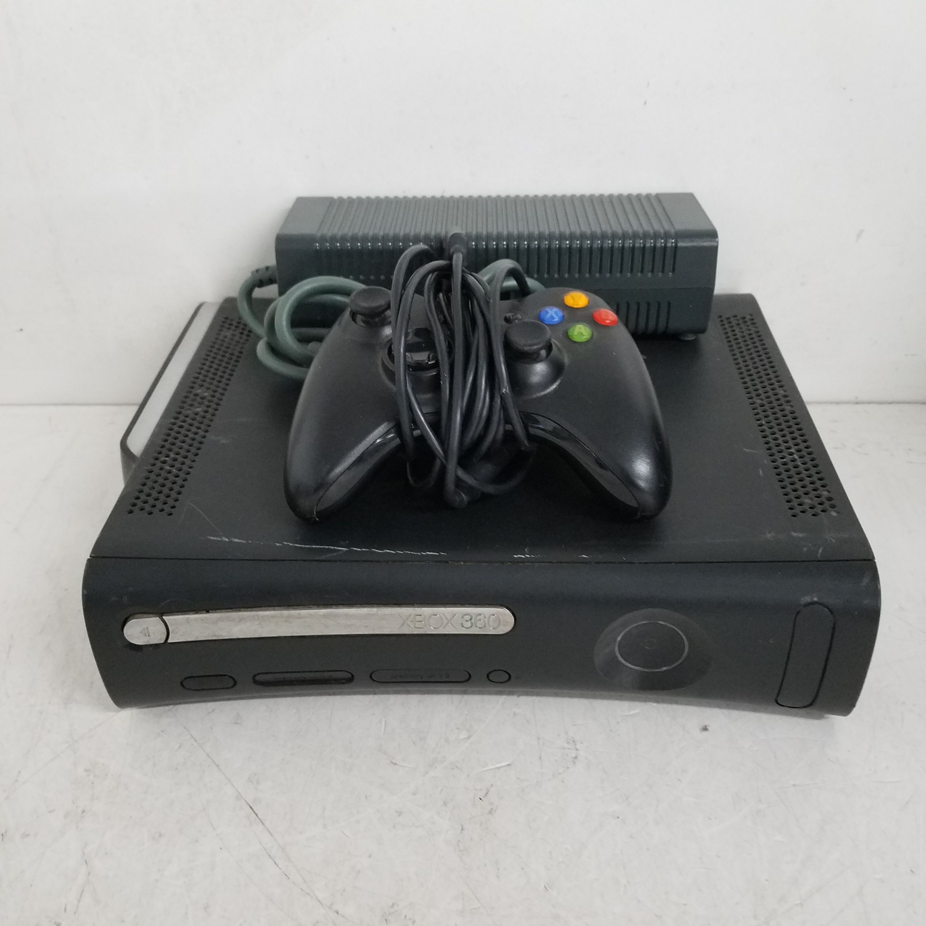 Buy the Microsoft Xbox 360 Slim 250GB Console Bundle Controller & Games #11