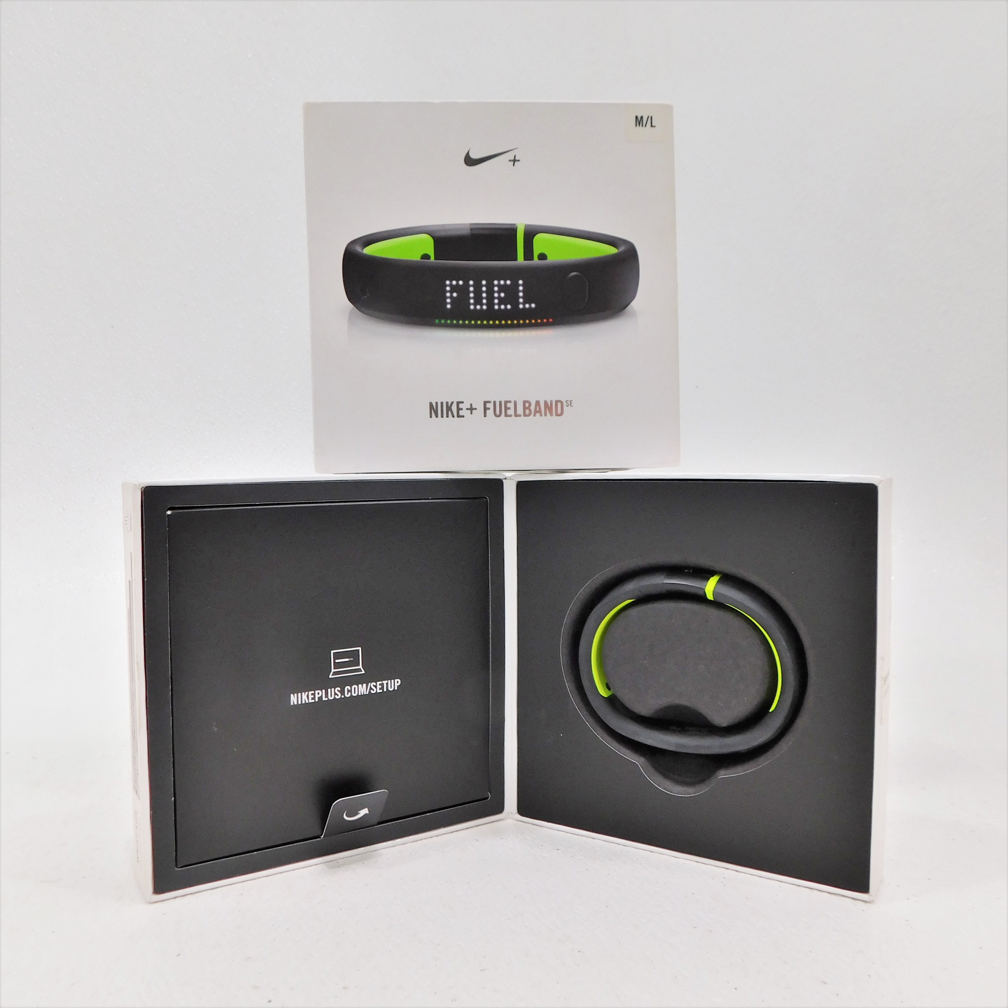 Buy Nike Fuel Band Size M Green And Black New Open Box | GoodwillFinds