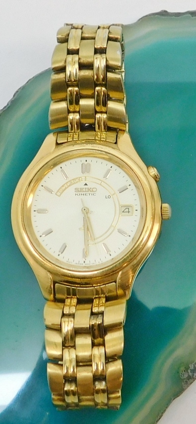 Buy the Seiko Kinetic 6 Jewels Automatic Sapphire Crystal Calendar Watch |  GoodwillFinds