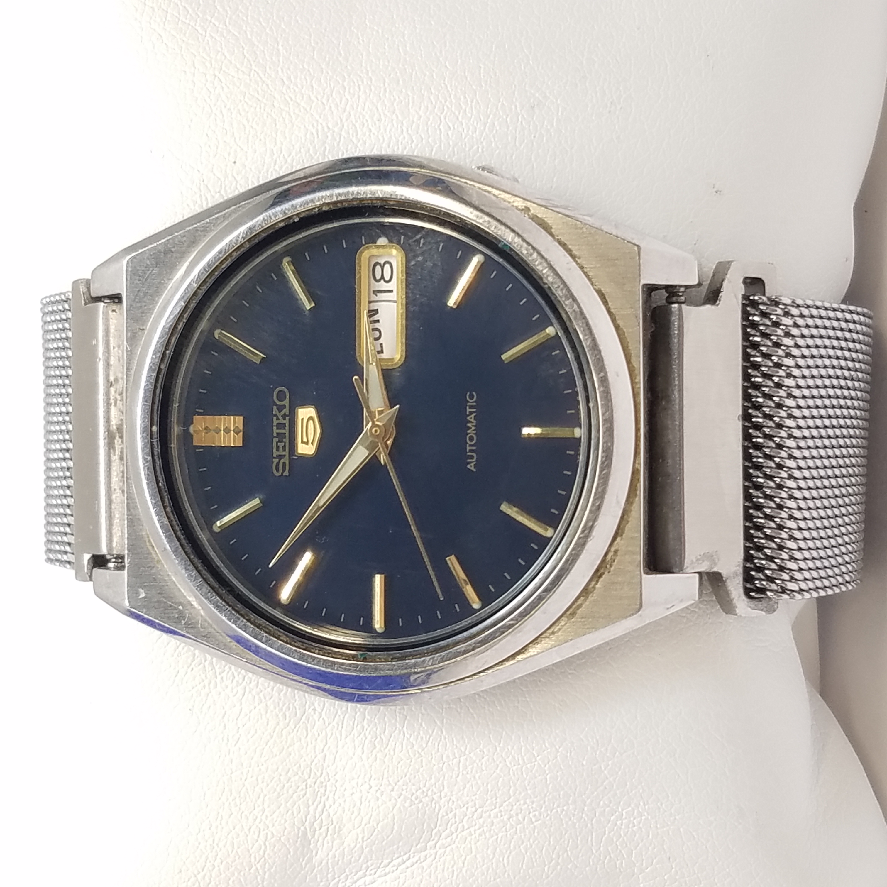 Buy the Seiko 5 7S26-8760 Automatic Stainless Steel WR Vintage Watch ...