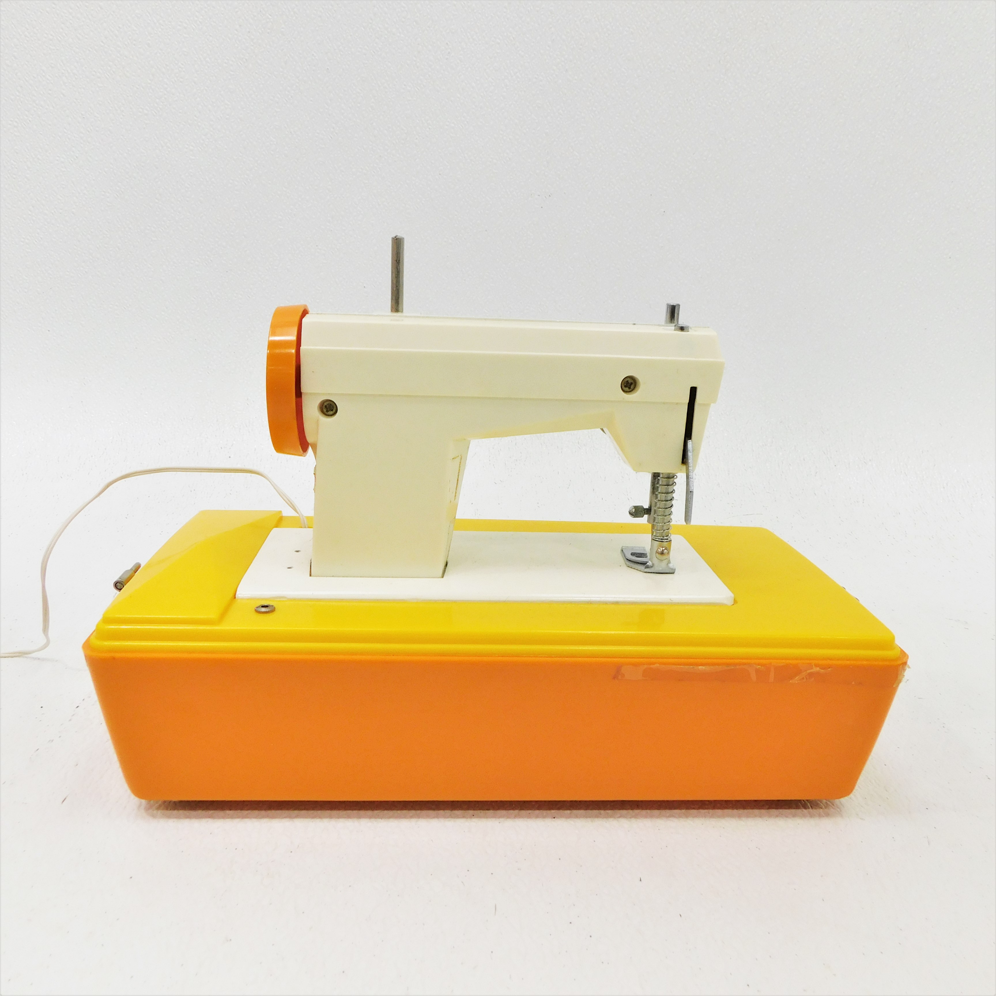 Singer Yellow Band Sewing Machine Needles
