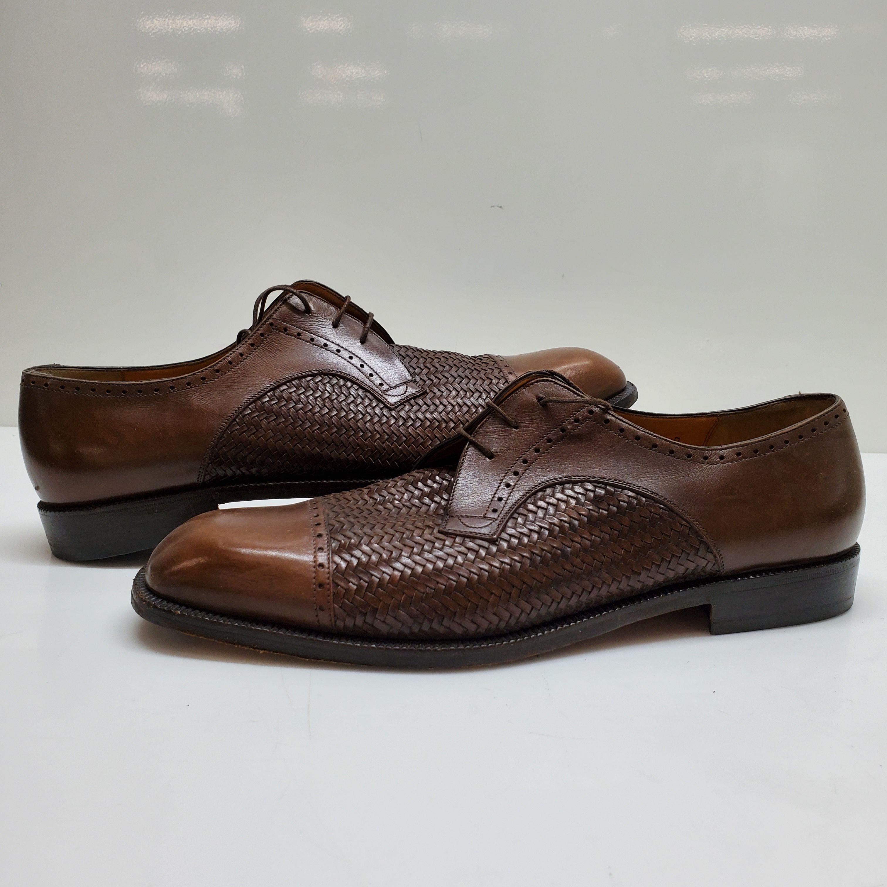 Buy the MENS SALVATORRE FERRAGAMO BROWN LEATHER CAPPED LOAFERS ...
