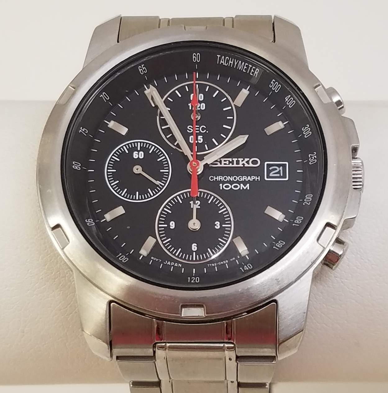 Buy the Seiko 7T92-0BF0 Silver Tone Date Men's Chronograph Watch |  GoodwillFinds