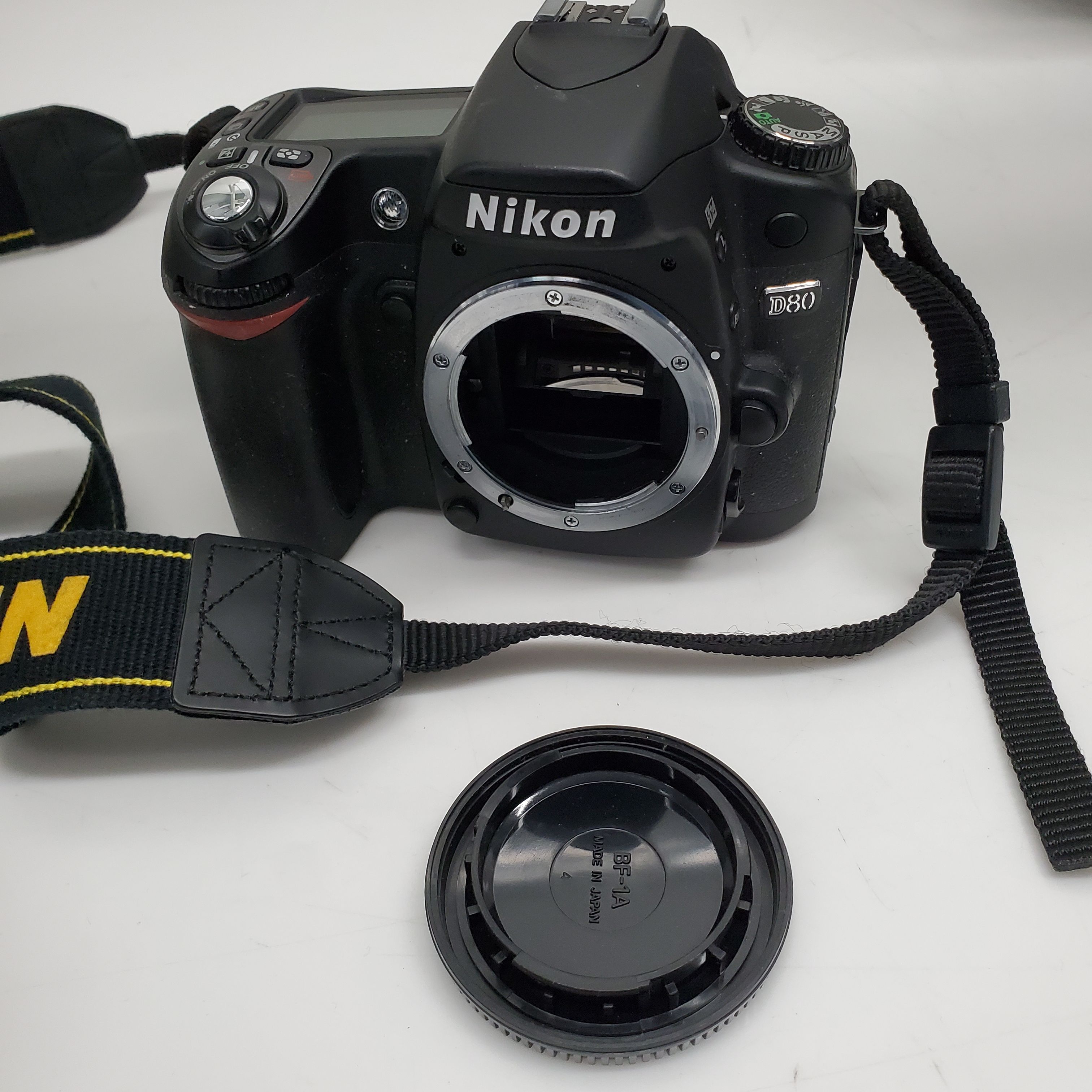 Buy the Nikon D80 Camera | GoodwillFinds