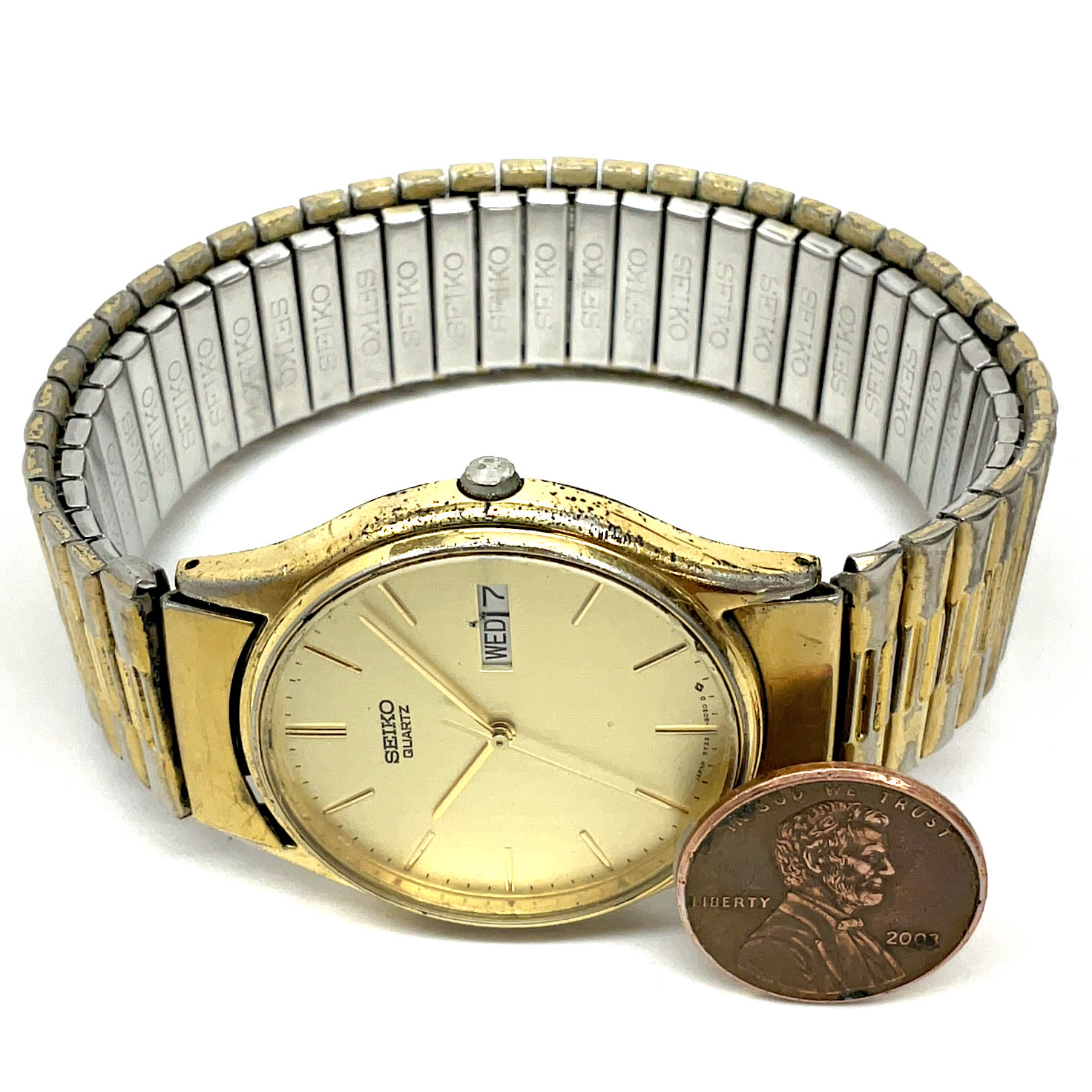 Buy the Designer Seiko 5Y23-8039 Gold-Tone Dial Stainless Steel Analog ...